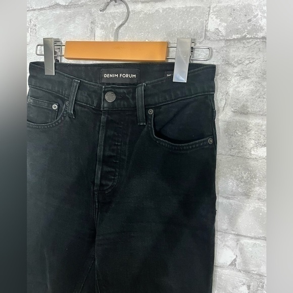 ARITZIA | DENIM FORUM YOKO High Rise SLIM in black - size 25 - actual waist 26” - Picture 6 of 10